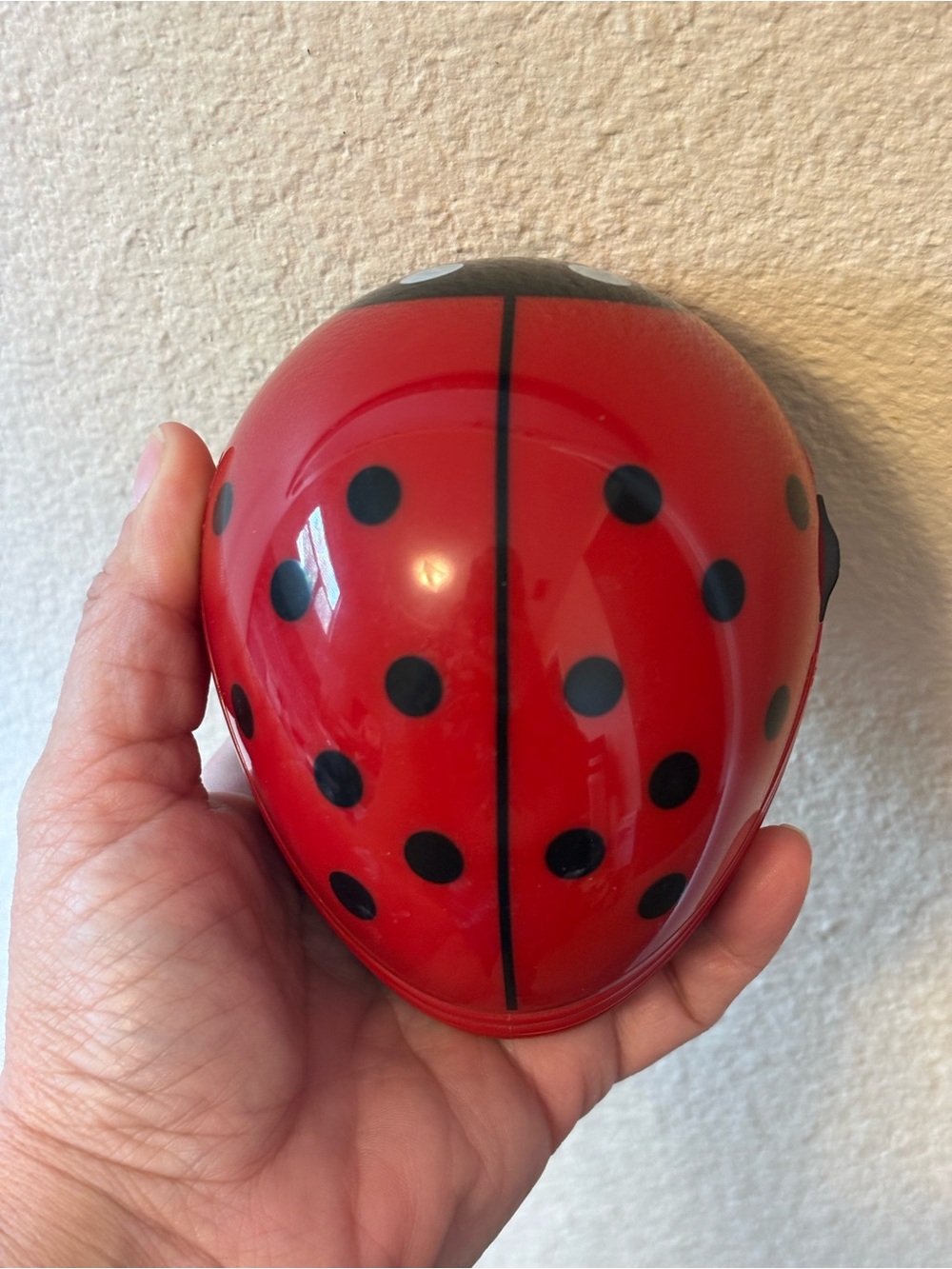 Ladybug Mini Desktop Vacuum Cleaner Red Black - Picture 3 of 4